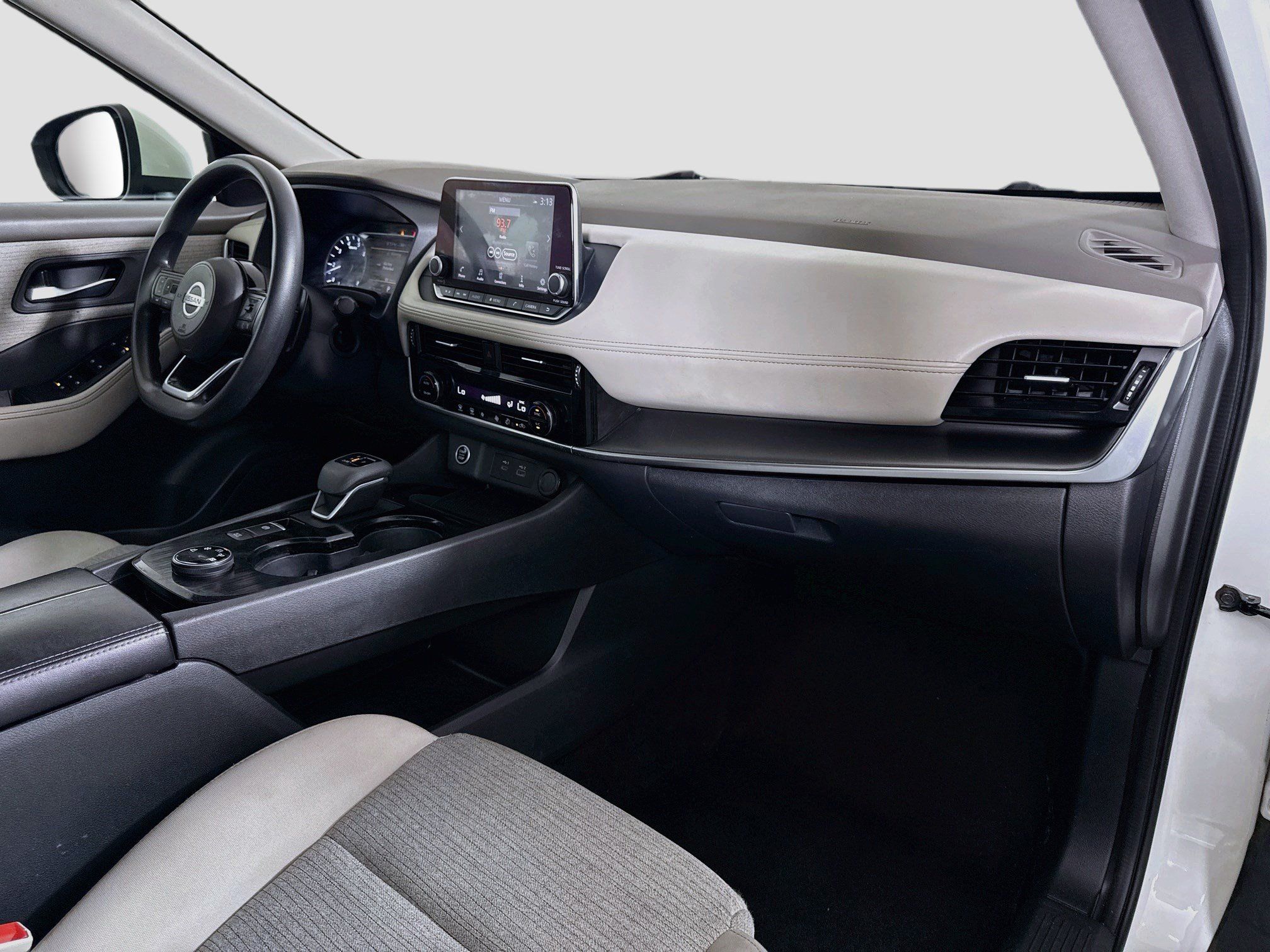 Used 2021 Nissan Rogue SV AWD/4WD image 30