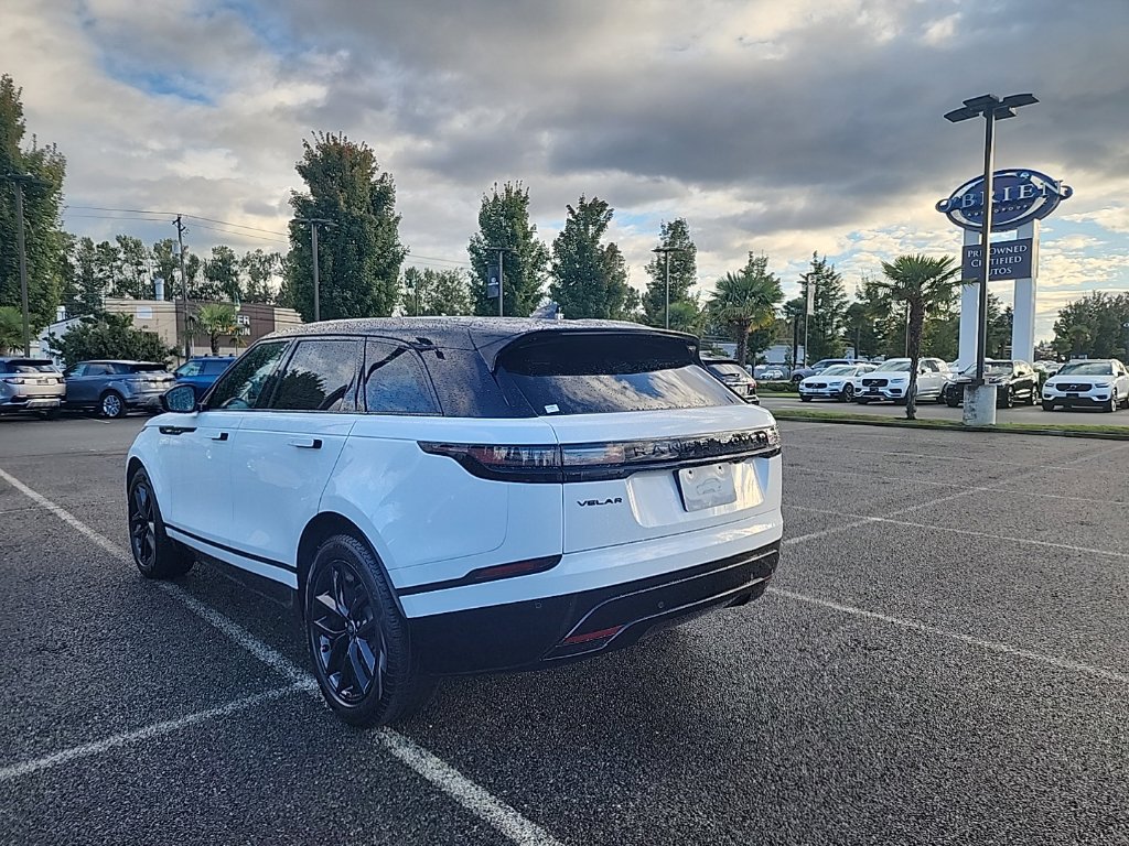 Certified 2025 Land Rover Range Rover Velar Dynamic SE AWD/4WD image 3