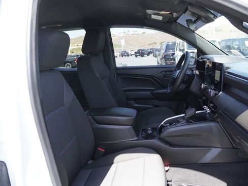 Used 2024 Chevrolet Colorado Trail Boss AWD/4WD image 21