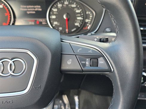 Used 2023 Audi Q5 2.0T Premium image 25