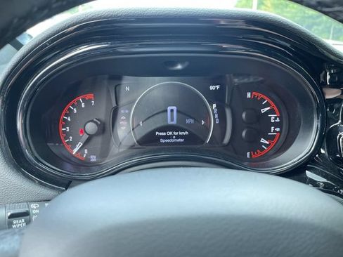 Used 2023 Dodge Durango GT AWD/4WD image 12
