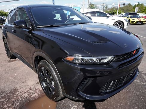 Used 2024 Dodge Hornet R/T w/ R/T Blacktop Package AWD/4WD image 3