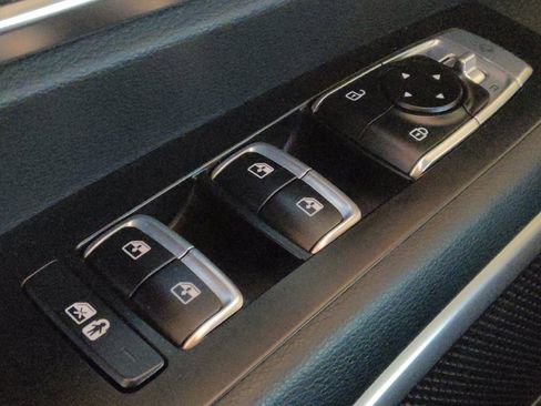 Used 2022 Kia Telluride EX w/ EX Premium Package image 27