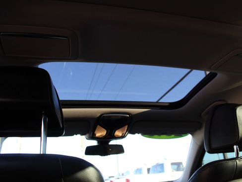 Used 2016 BMW 750i image 14