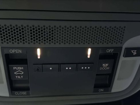 Used 2020 Acura TLX image 50