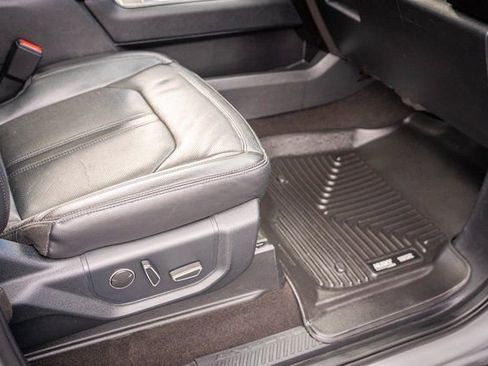 Used 2020 Ford Expedition Limited image 34