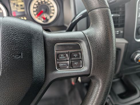 Used 2014 RAM 2500 Tradesman w/ Power & Remote Entry Group image 18