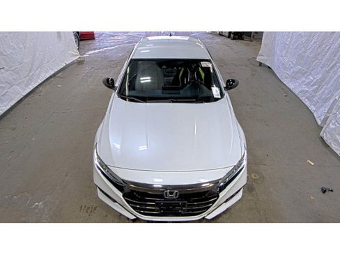 Used 2022 Honda Accord Sport image 2