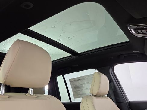 New 2025 Jeep Grand Cherokee Limited image 36