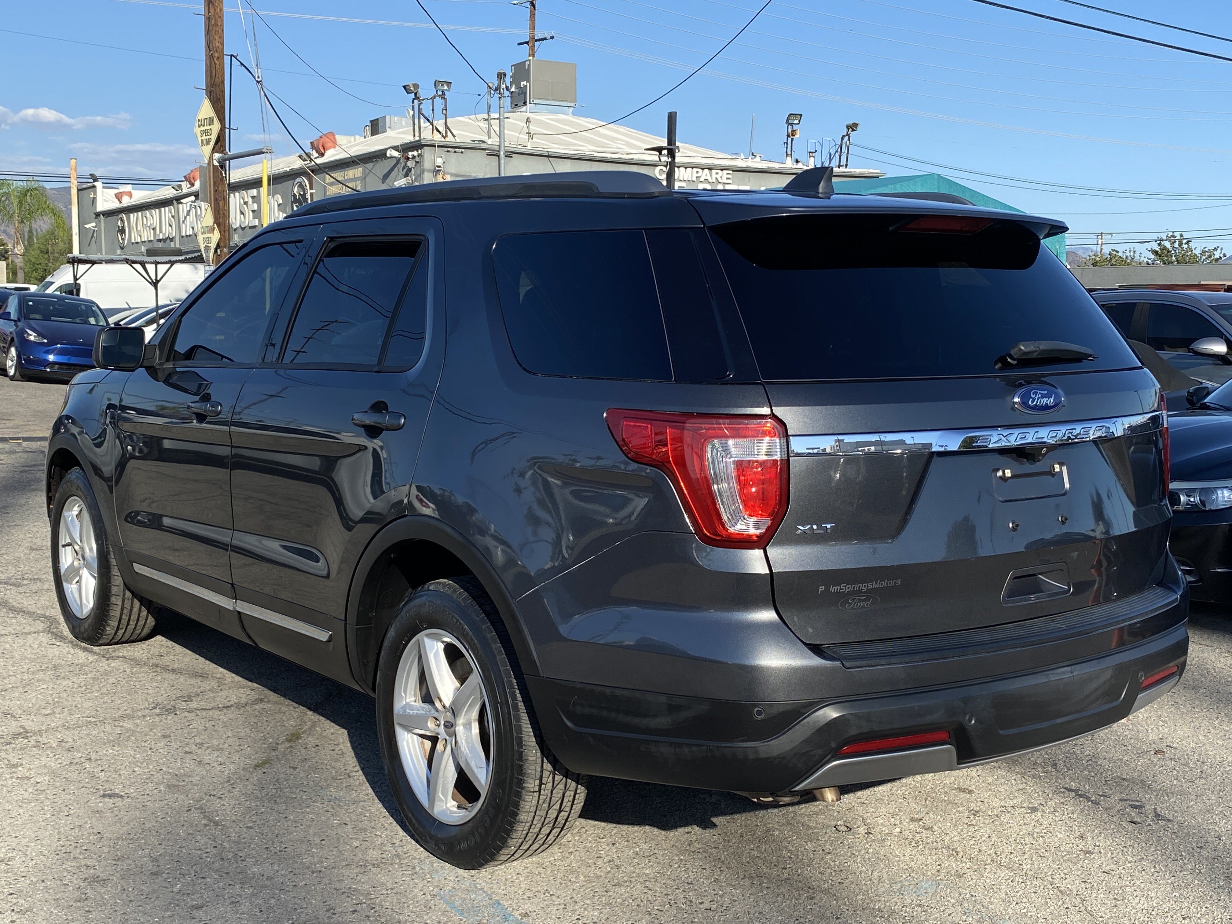 Used 2019 Ford Explorer XLT FWD image 13