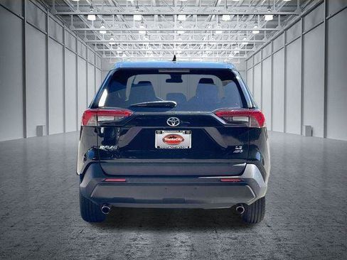 Certified 2025 Toyota RAV4 LE AWD/4WD image 8