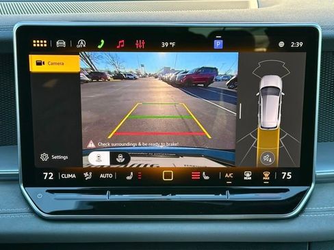 New 2026 Volkswagen Tiguan SE R-Line image 24