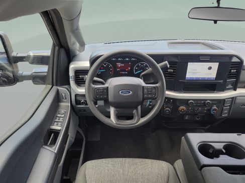 Certified 2025 Ford F250 XLT AWD/4WD image 5