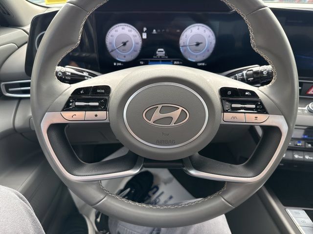 Certified 2024 Hyundai Elantra SEL w/ Convenience Package FWD image 8