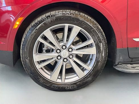 Used 2024 Cadillac XT5 Premium Luxury AWD/4WD image 32