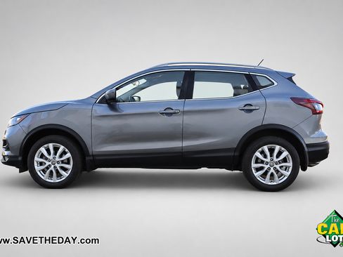 Used 2021 Nissan Rogue Sport SV FWD image 5