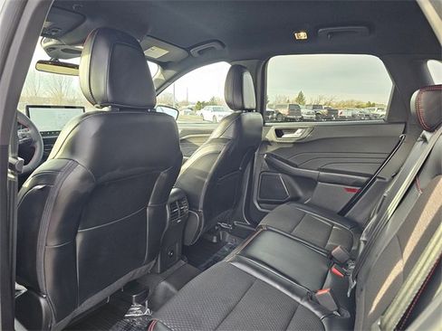 Used 2023 Ford Escape ST-Line w/ Tech Pack #1 image 11