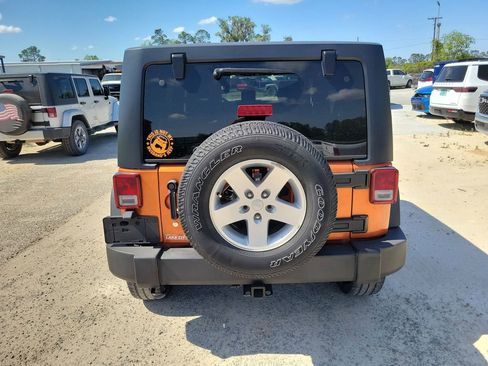 Used 2011 Jeep Wrangler Unlimited Sport AWD/4WD image 9