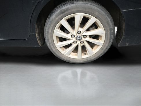 Used 2022 Toyota Camry LE image 37