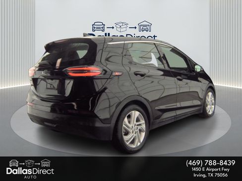Used 2023 Chevrolet Bolt LT w/ Driver Confidence Package image 6