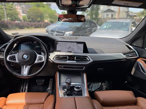Used 2021 BMW X6 M50i w/ Executive Package AWD/4WD image 27