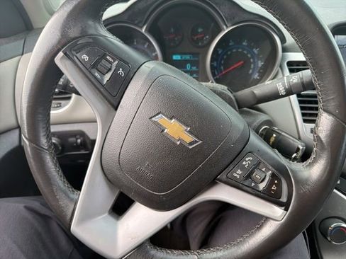 Used 2014 Chevrolet Cruze LT FWD image 7
