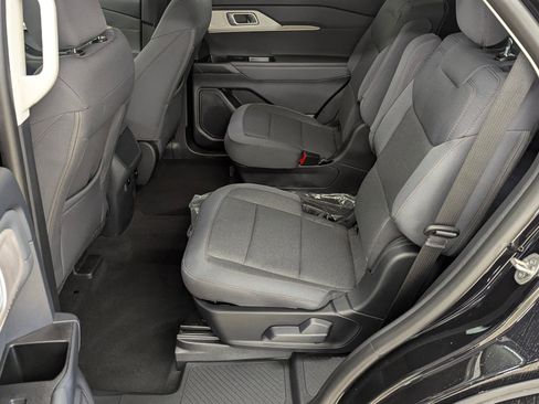 New 2026 Ford Explorer Active image 14