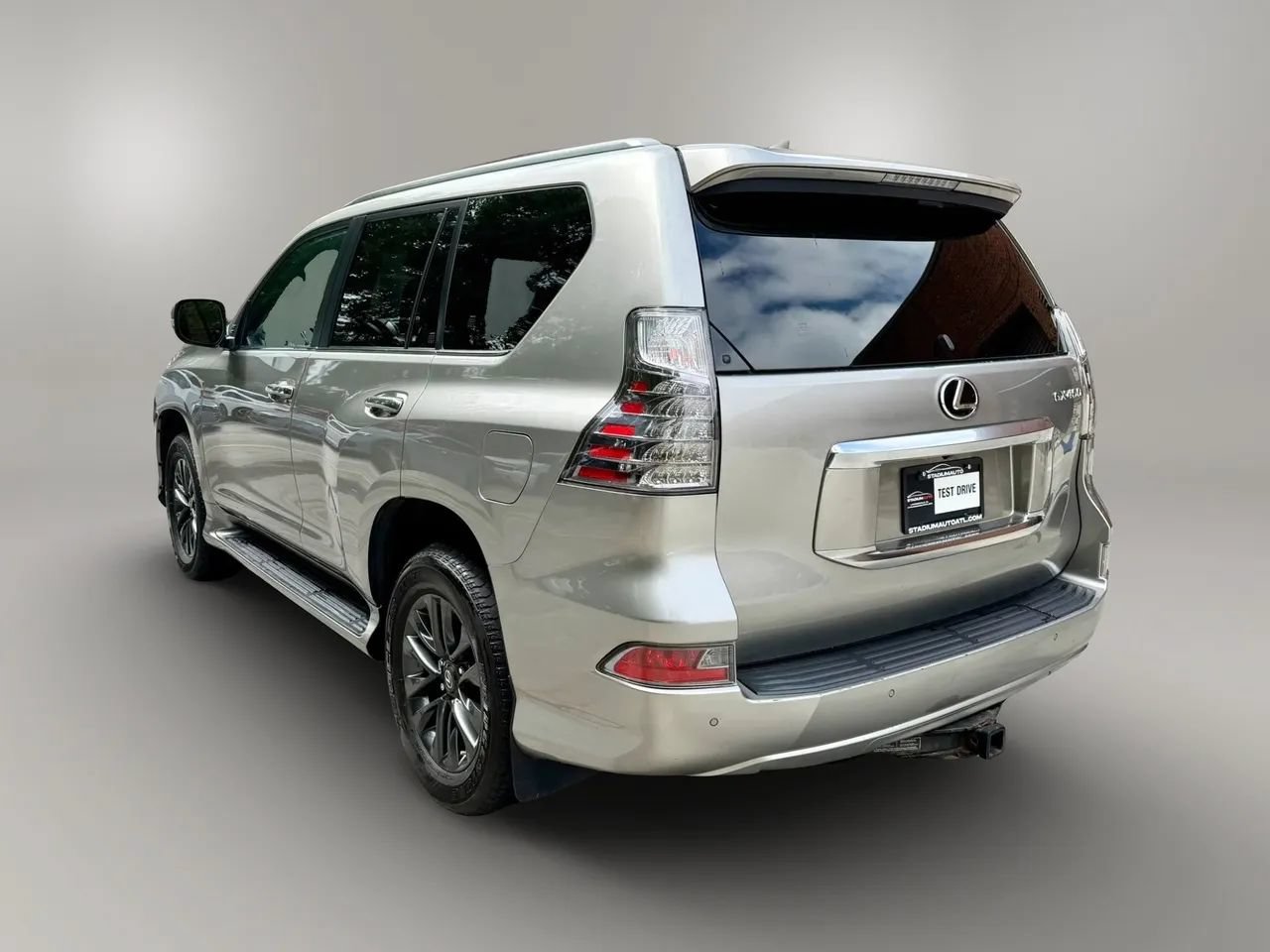 Used 2021 Lexus GX 460 Premium w/ Premium Package AWD/4WD image 3