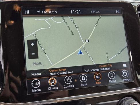 Used 2022 Jeep Grand Cherokee Laredo E w/ Security & Convenience Group image 25