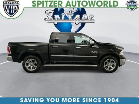 Used 2018 RAM 1500 Laramie w/ Convenience Group AWD/4WD image 12