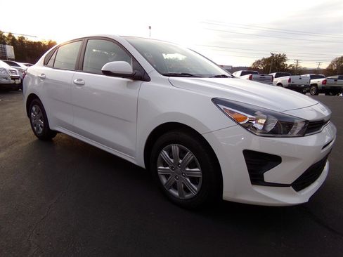 Used 2023 Kia Rio LX image 7