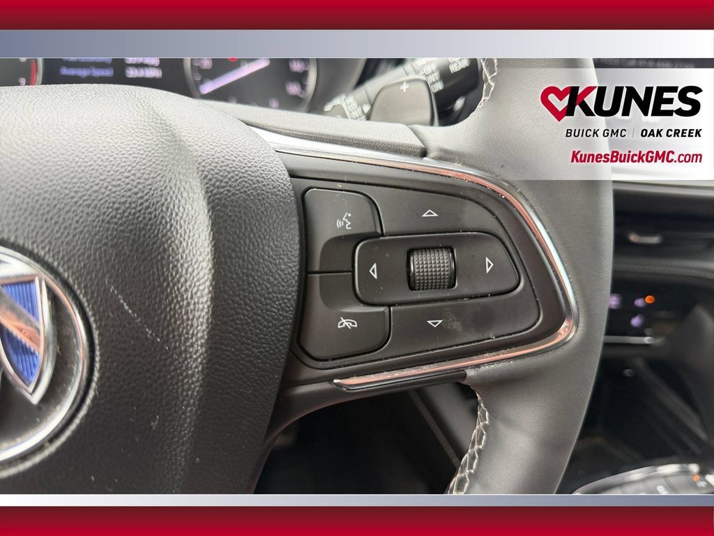 Used 2023 Buick Envision Essence w/ Sport Touring Package AWD/4WD image 18