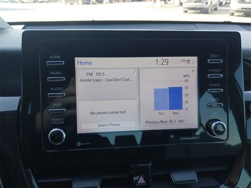 Used 2023 Toyota Camry SE image 20