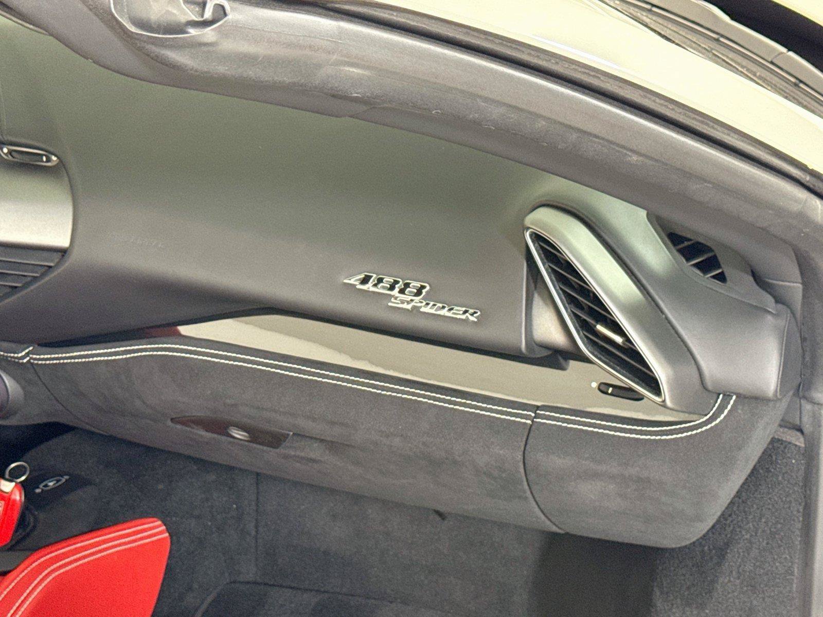 Used 2019 Ferrari 488 Spider RWD image 31