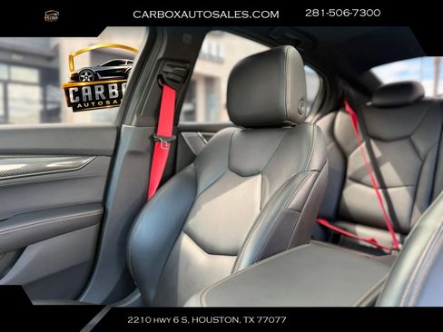 Used 2023 Cadillac CT5 V RWD image 18
