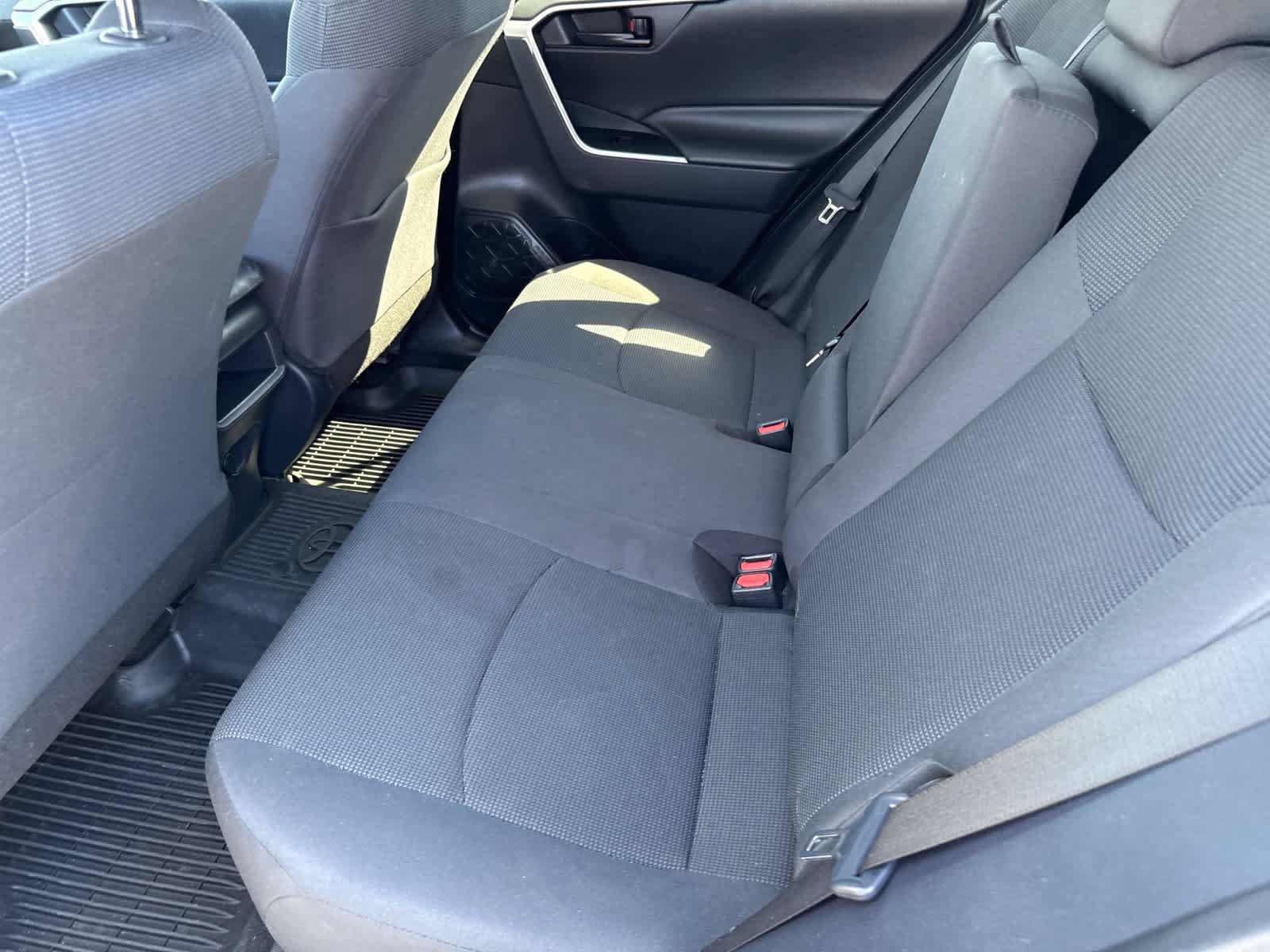 Used 2019 Toyota RAV4 LE w/ All Weather Liner Package FWD image 24