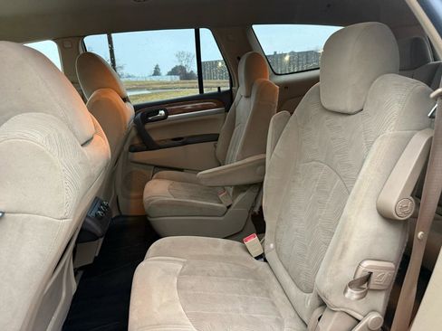 Used 2010 Buick Enclave CX w/ Driver Confidence Package image 14