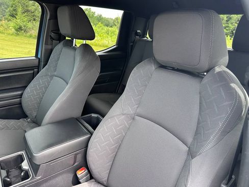 Certified 2026 Toyota Tacoma SR5 AWD/4WD image 19