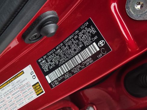 Used 2025 Toyota Crown Signia image 30