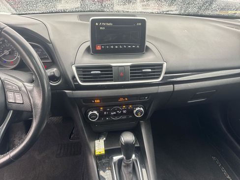 Used 2015 MAZDA MAZDA3 i Grand Touring image 10