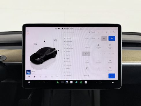Used 2023 Tesla Model Y Long Range AWD/4WD image 59