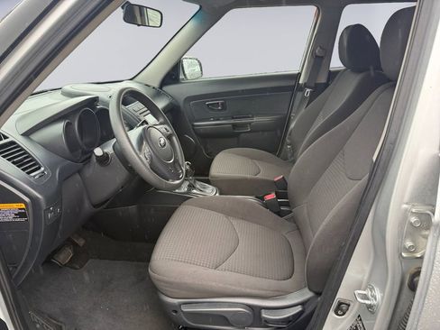 Used 2013 Kia Soul Base image 10