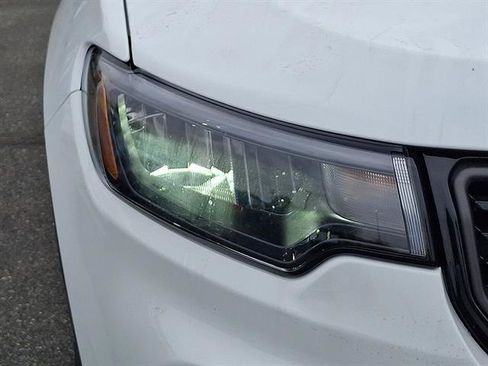 New 2026 Jeep Compass Limited w/ Sun, Sound & Navigation Group image 6