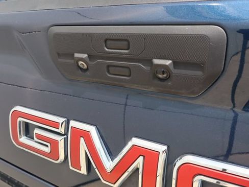 Used 2019 GMC Sierra 1500 SLT w/ SLT Premium Plus Package AWD/4WD image 12