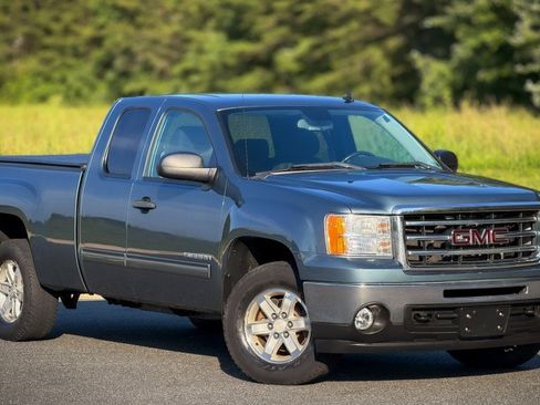 Used 2013 GMC Sierra 1500 SLE w/ Power Tech Package AWD/4WD image 6