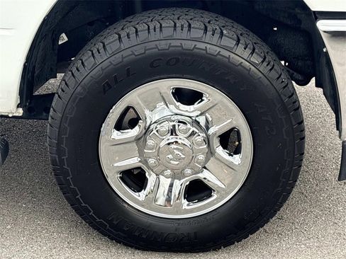 Used 2022 RAM 2500 Big Horn image 11