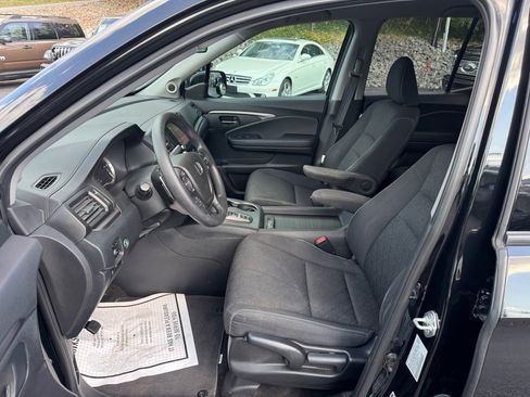 Used 2021 Honda Ridgeline Sport image 15