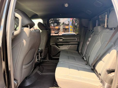 Used 2022 RAM 1500 Big Horn AWD/4WD image 16