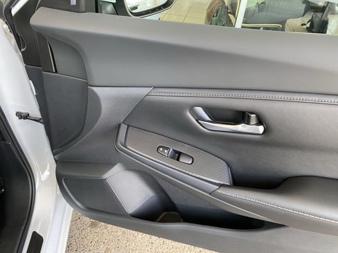 Used 2023 Nissan Sentra SV w/ All-Weather Package FWD image 33
