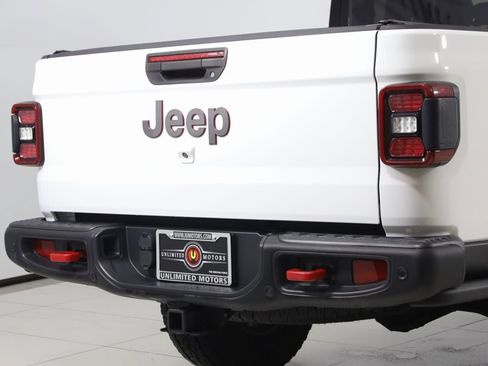 Used 2020 Jeep Gladiator Rubicon w/ Dual Top Group image 43